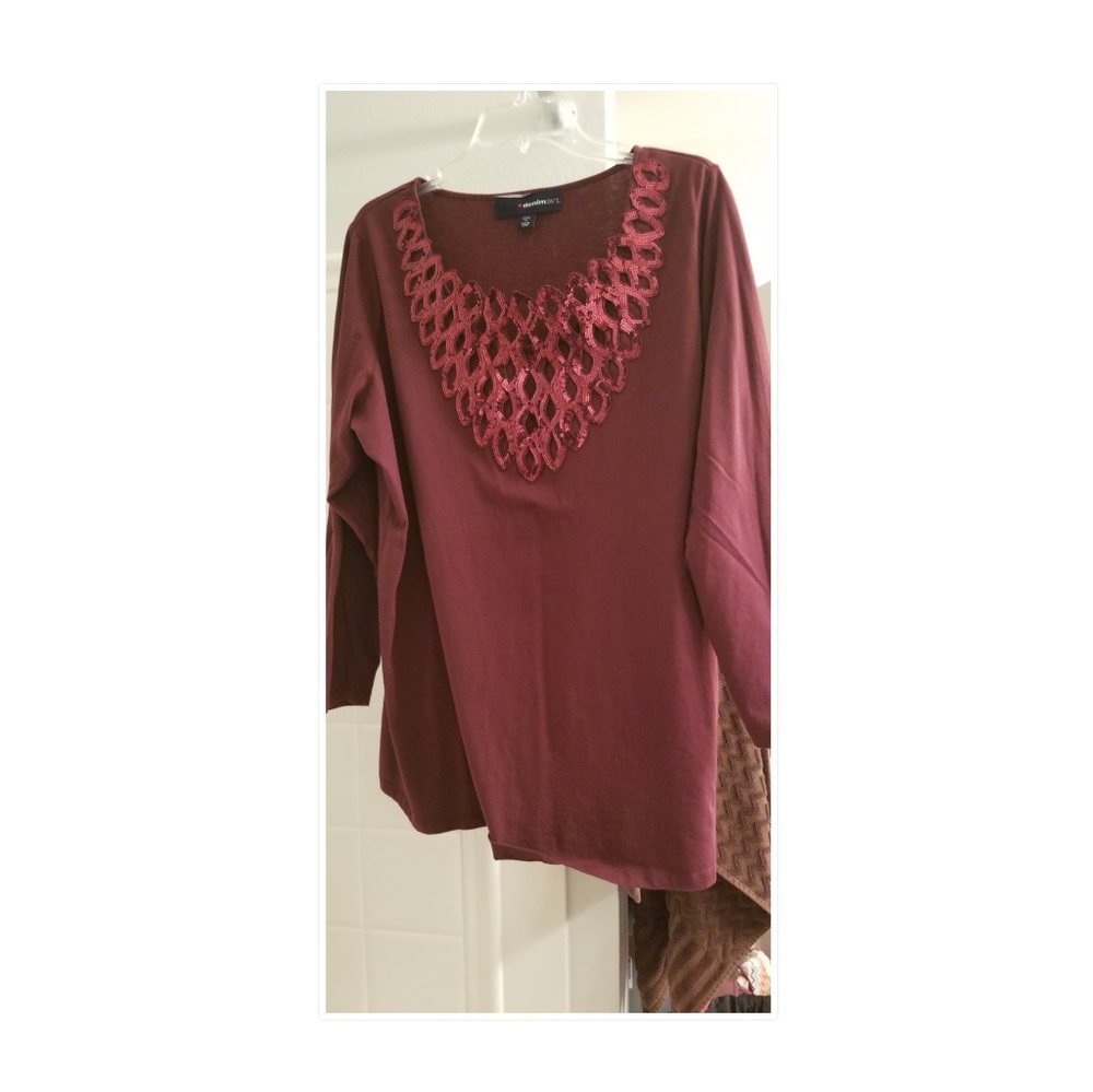 Burgundy sequin top